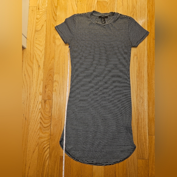 Bundle 5/$30 Forever 21 striped dress - Picture 6 of 8